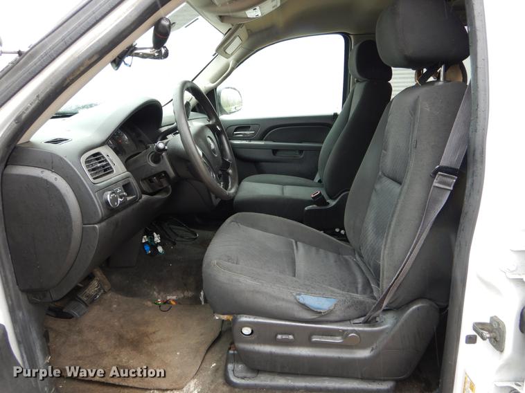 image for item DE8317 2013 Chevrolet Tahoe Police SUV