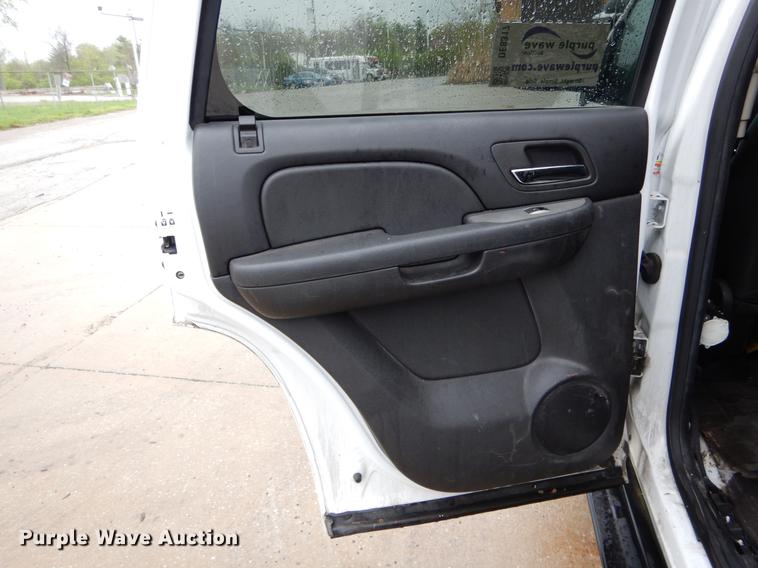 image for item DE8317 2013 Chevrolet Tahoe Police SUV