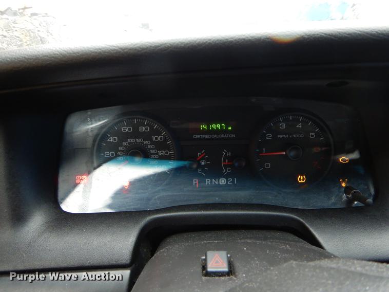 image for item DE8319 2010 Ford Crown Victoria Police Interceptor