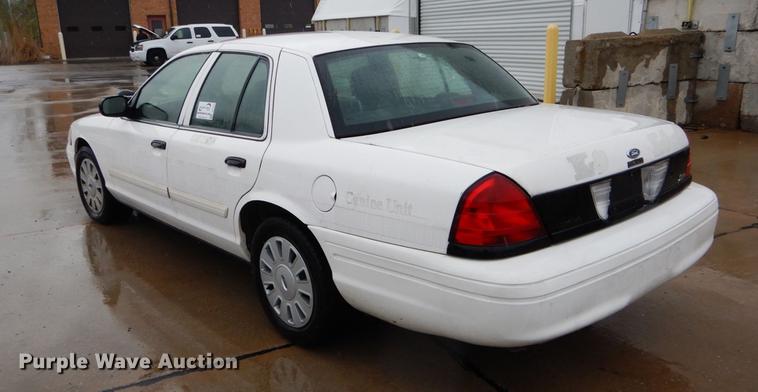 image for item DE8320 2009 Ford Crown Victoria Police Interceptor