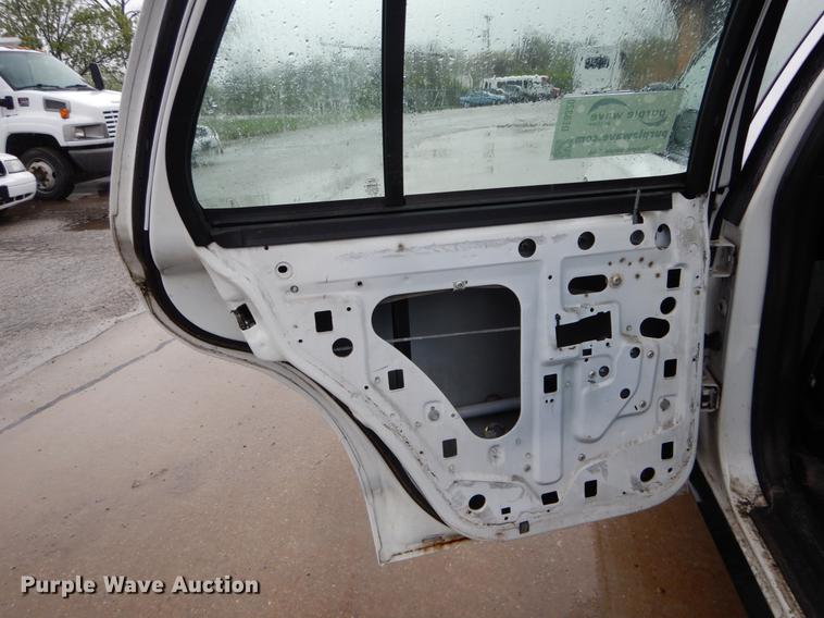 image for item DE8320 2009 Ford Crown Victoria Police Interceptor