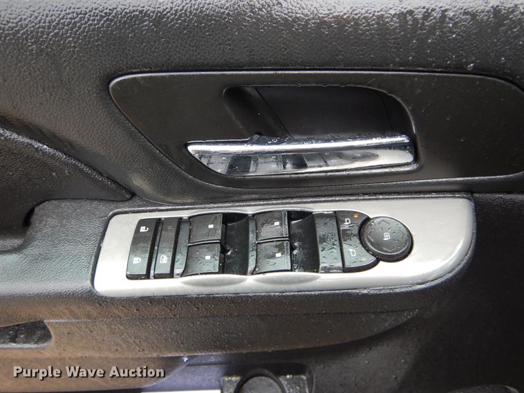 image for item DE8321 2013 Chevrolet Tahoe Police SUV