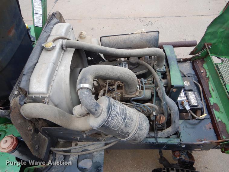 image for item DE8322 1995 John Deere F1145 lawn mower