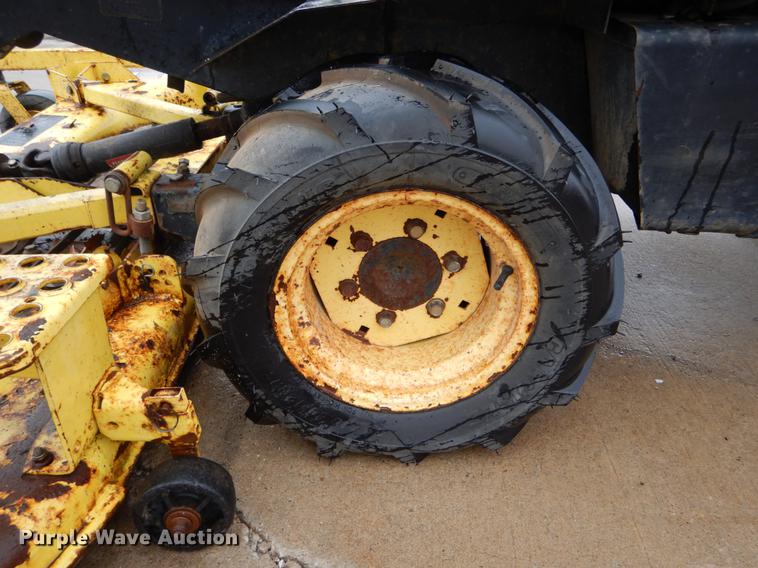 image for item DE8322 1995 John Deere F1145 lawn mower