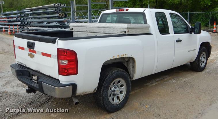 image for item DE8365 2008 Chevrolet Silverado 1500 Ext. Cab pickup truck