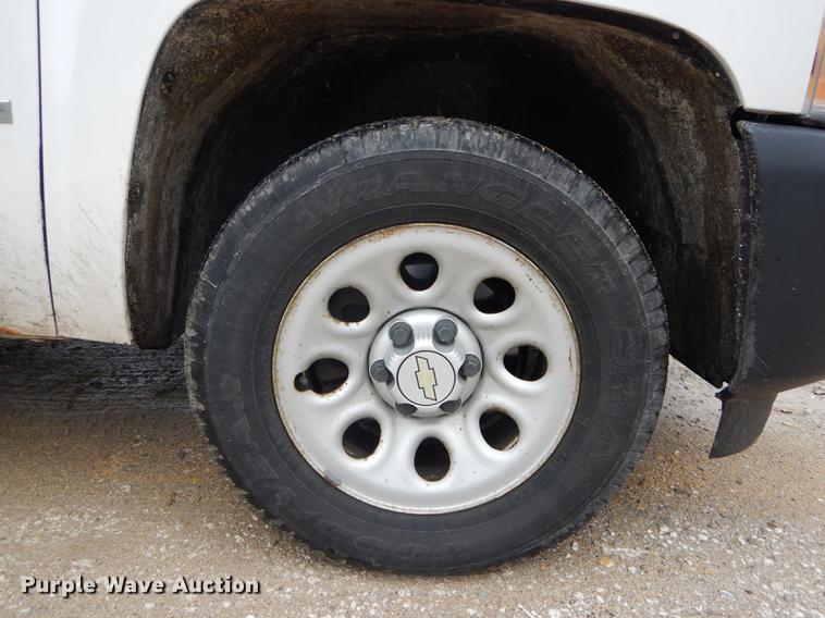 image for item DE8365 2008 Chevrolet Silverado 1500 Ext. Cab pickup truck