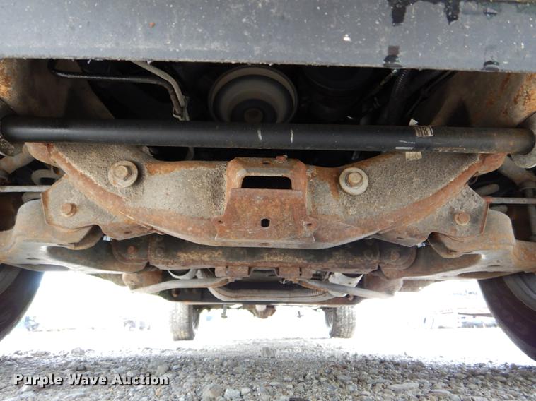 image for item DE8372 2005 Chevrolet Silverado 1500 pickup truck