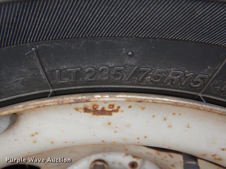 image for item DE8402 1996 Ford F150 XL pickup truck