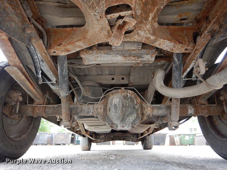 image for item DE8403 2002 Ford F150 pickup truck