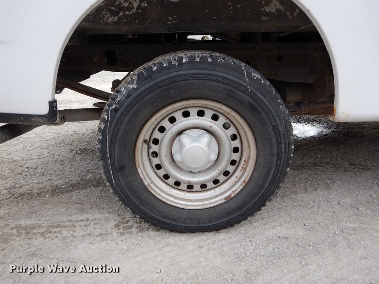 image for item DE8403 2002 Ford F150 pickup truck