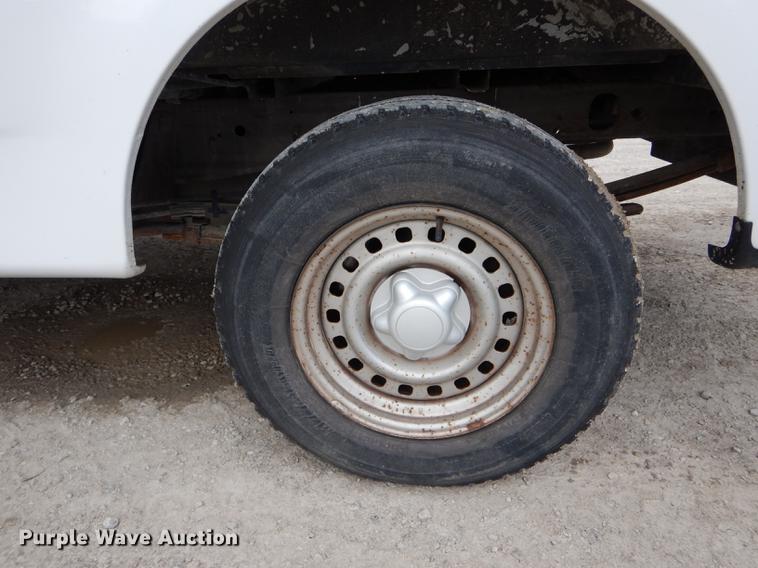 image for item DE8403 2002 Ford F150 pickup truck