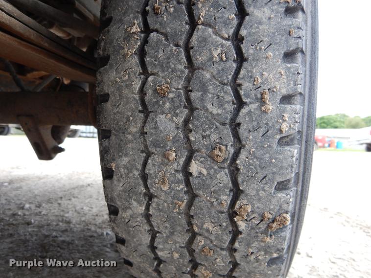 image for item DE8403 2002 Ford F150 pickup truck