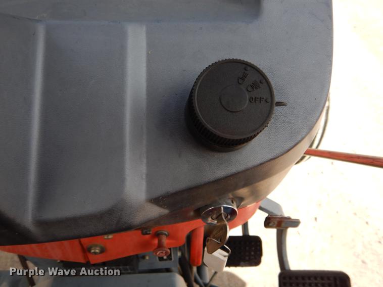 image for item DE8404 Kubota M5400 tractor