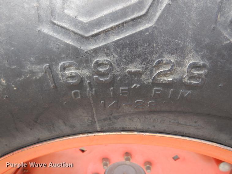 image for item DE8404 Kubota M5400 tractor