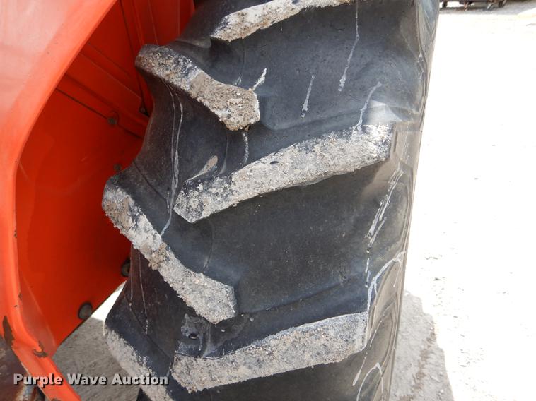 image for item DE8404 Kubota M5400 tractor