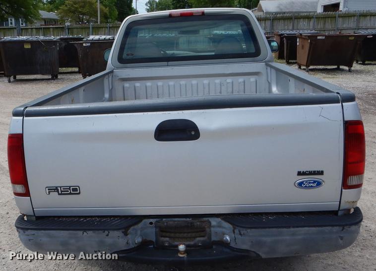 image for item DE8405 1997 Ford F150 pickup truck
