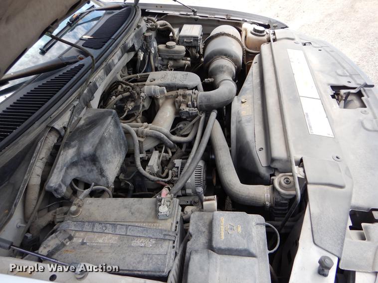 image for item DE8405 1997 Ford F150 pickup truck