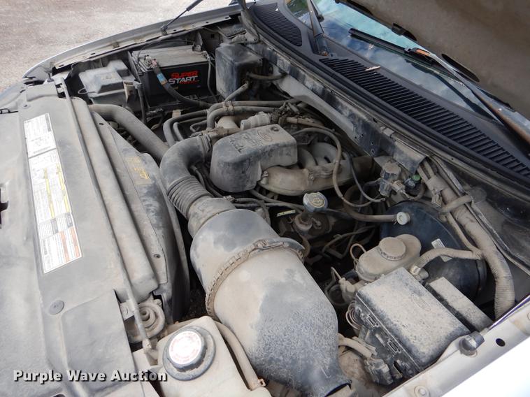 image for item DE8405 1997 Ford F150 pickup truck