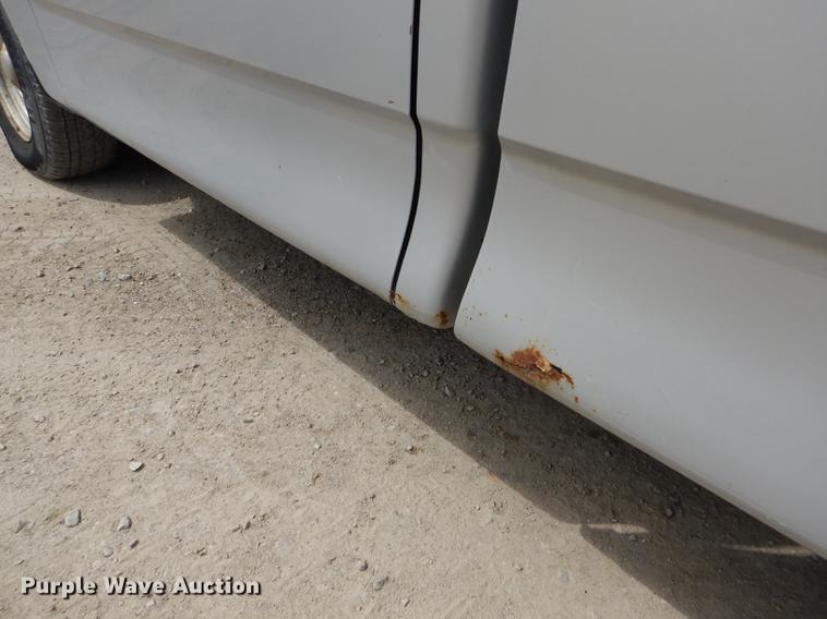 image for item DE8405 1997 Ford F150 pickup truck