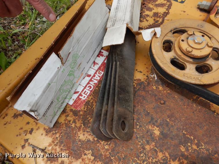 image for item DE8407 Woods RM90-2 finish mower