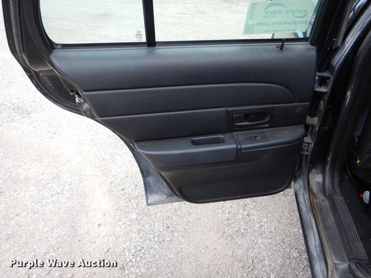 image for item DE8408 2009 Ford Crown Victoria Police Interceptor