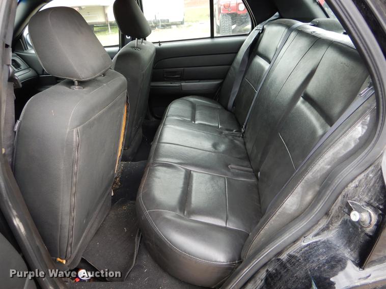 image for item DE8408 2009 Ford Crown Victoria Police Interceptor
