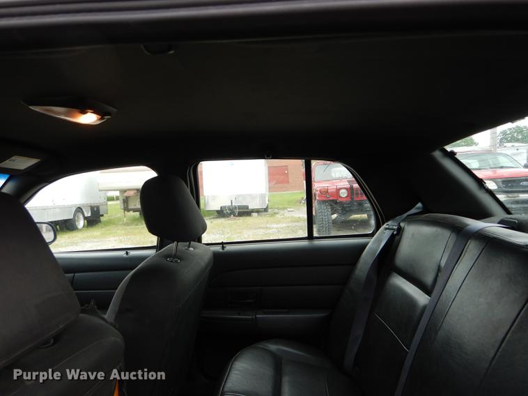 image for item DE8408 2009 Ford Crown Victoria Police Interceptor