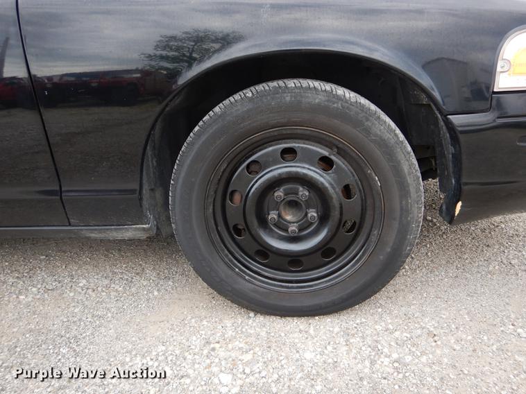 image for item DE8408 2009 Ford Crown Victoria Police Interceptor