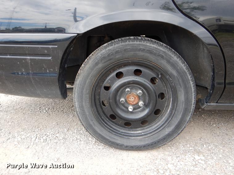 image for item DE8409 2010 Ford Crown Victoria Police Interceptor