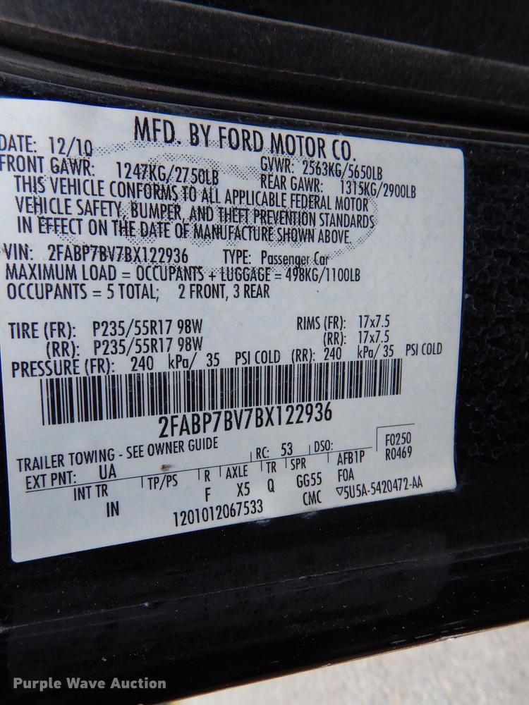 image for item DE8410 2011 Ford Crown Victoria Police Interceptor