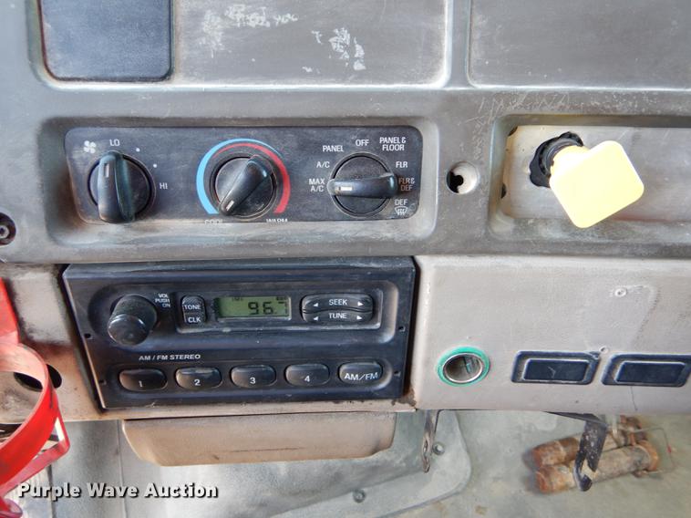 image for item DE8413 2002 Sterling L-Line dump truck