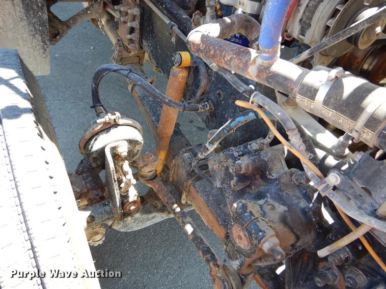 image for item DE8413 2002 Sterling L-Line dump truck