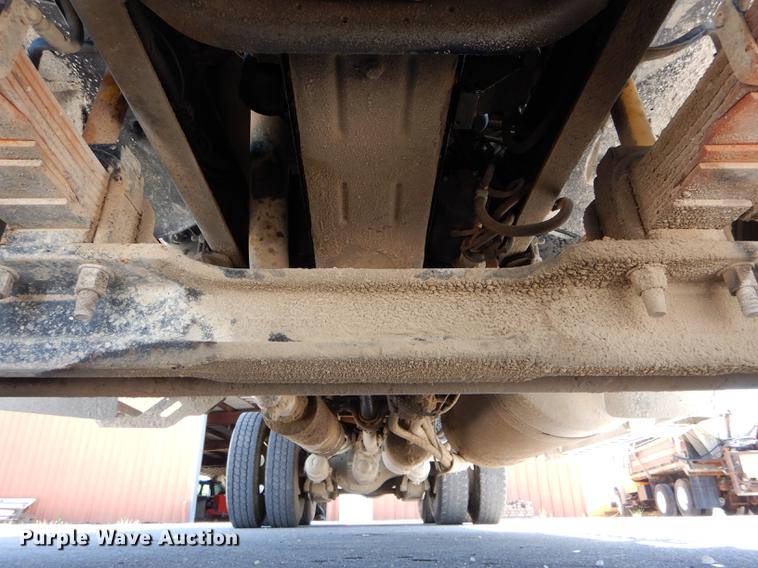 image for item DE8413 2002 Sterling L-Line dump truck