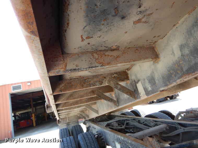 image for item DE8413 2002 Sterling L-Line dump truck