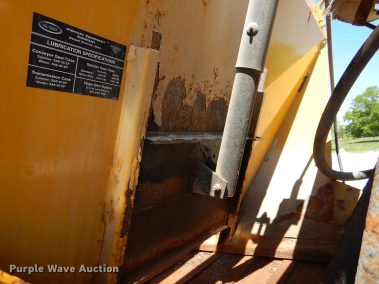 image for item DE8413 2002 Sterling L-Line dump truck