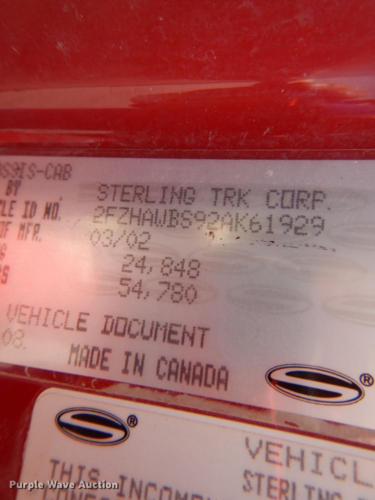 image for item DE8413 2002 Sterling L-Line dump truck