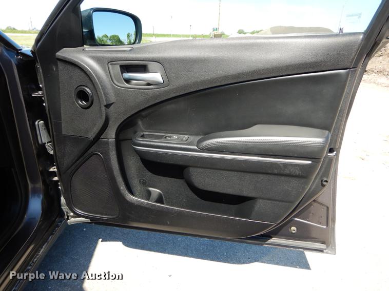 image for item DE8415 2016 Dodge Charger Police