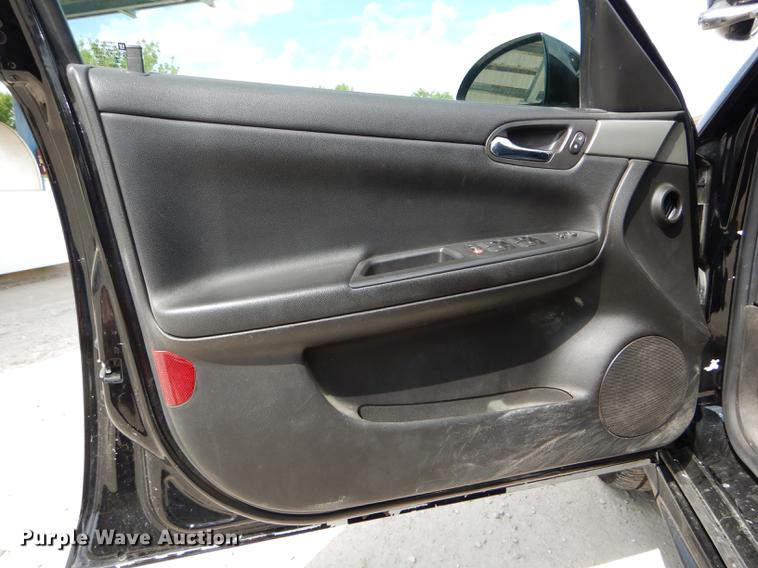 image for item DE8417 2016 Chevrolet Impala Police