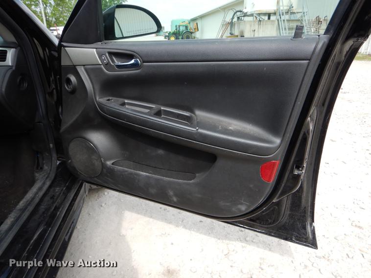 image for item DE8417 2016 Chevrolet Impala Police