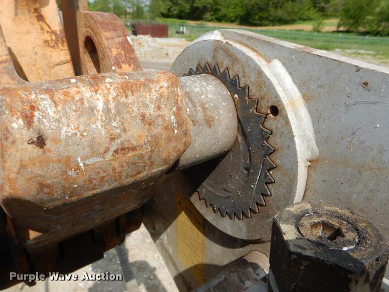 image for item DE8419 FRD F9TLBA hydraulic breaker