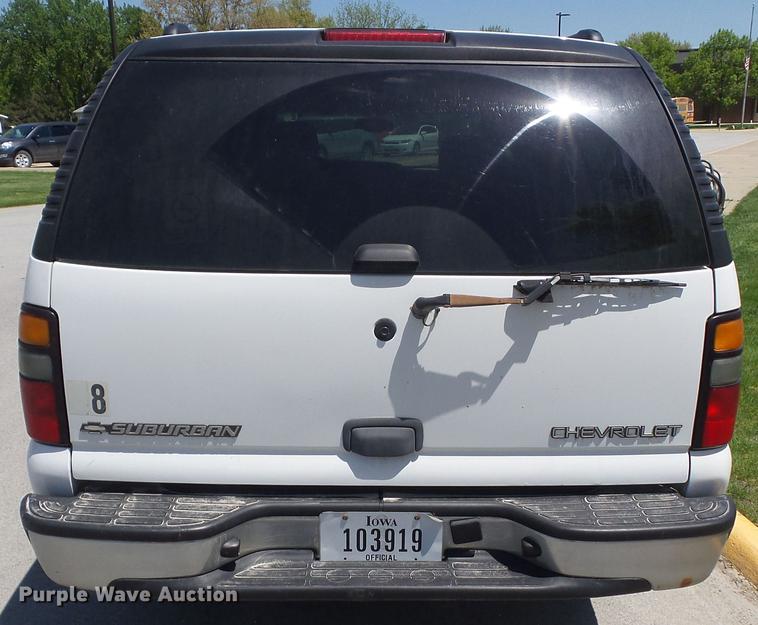 image for item DF0769 2005 Chevrolet Suburban 1500 SUV