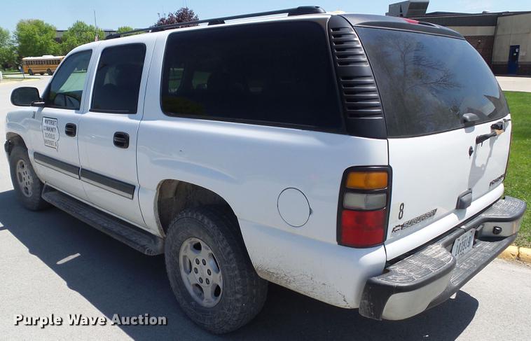 image for item DF0769 2005 Chevrolet Suburban 1500 SUV
