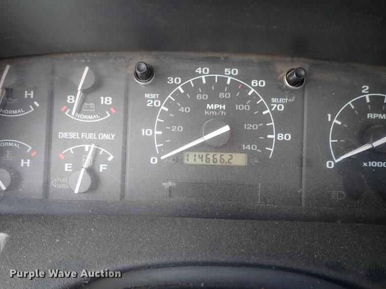 image for item DF1076 1993 Ford F350 Crew Cab pickup truck