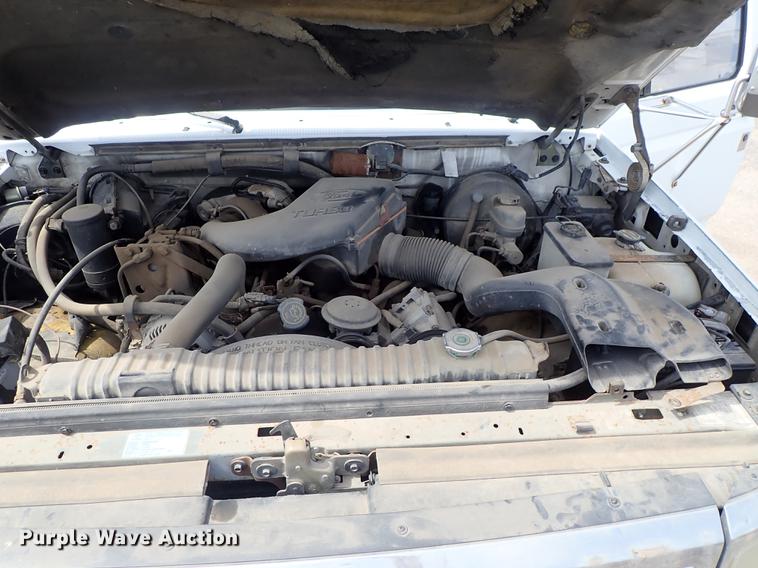 image for item DF1076 1993 Ford F350 Crew Cab pickup truck