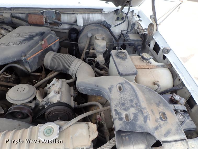 image for item DF1076 1993 Ford F350 Crew Cab pickup truck
