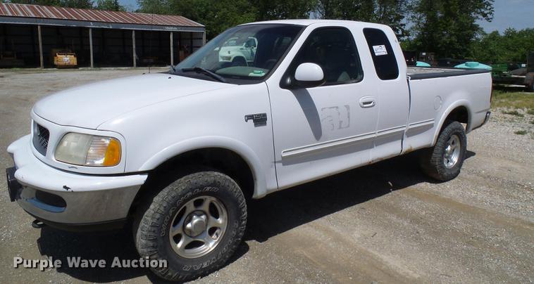 image for item DF7308 1998 Ford F150 SuperCab pickup truck