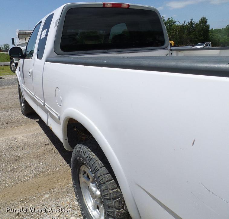 image for item DF7308 1998 Ford F150 SuperCab pickup truck