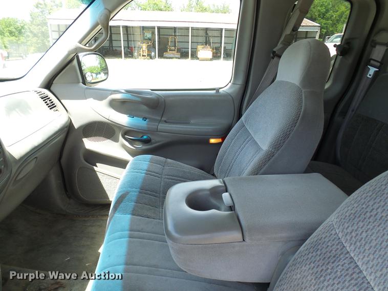 image for item DF7308 1998 Ford F150 SuperCab pickup truck