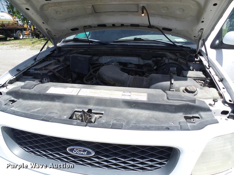 image for item DF7308 1998 Ford F150 SuperCab pickup truck