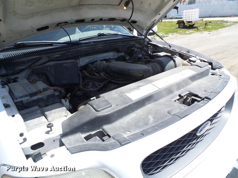 image for item DF7308 1998 Ford F150 SuperCab pickup truck